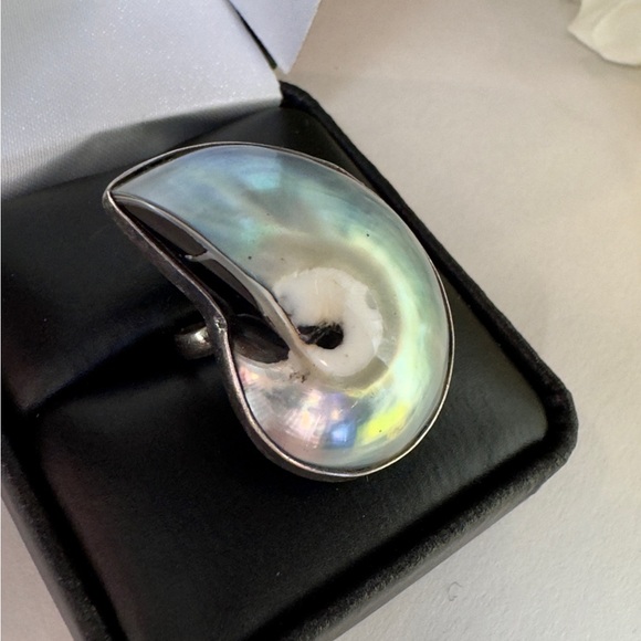 Vintage Large Sterling Silver 925 Handmade Shell Statement Ring - Picture 13 of 13